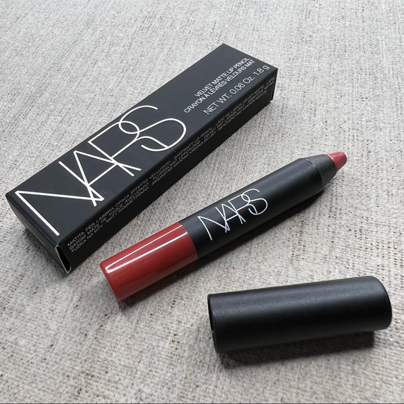 ❤️3 for $25❤️ NARS Velvet Matte Lip Pencil Mini - Picture 4 of 7